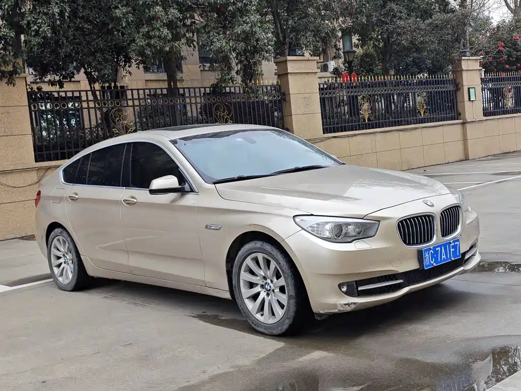 BMW 5 Series GT 2010 — фото 3