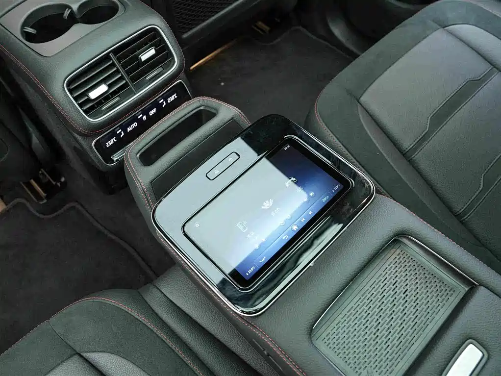 Mercedes-Benz GLE AMG 2026 — фото 18