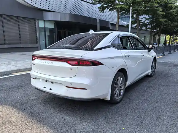 Aion S 2023