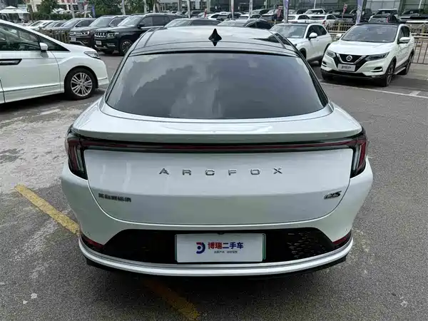 Arcfox Alpha S 2022