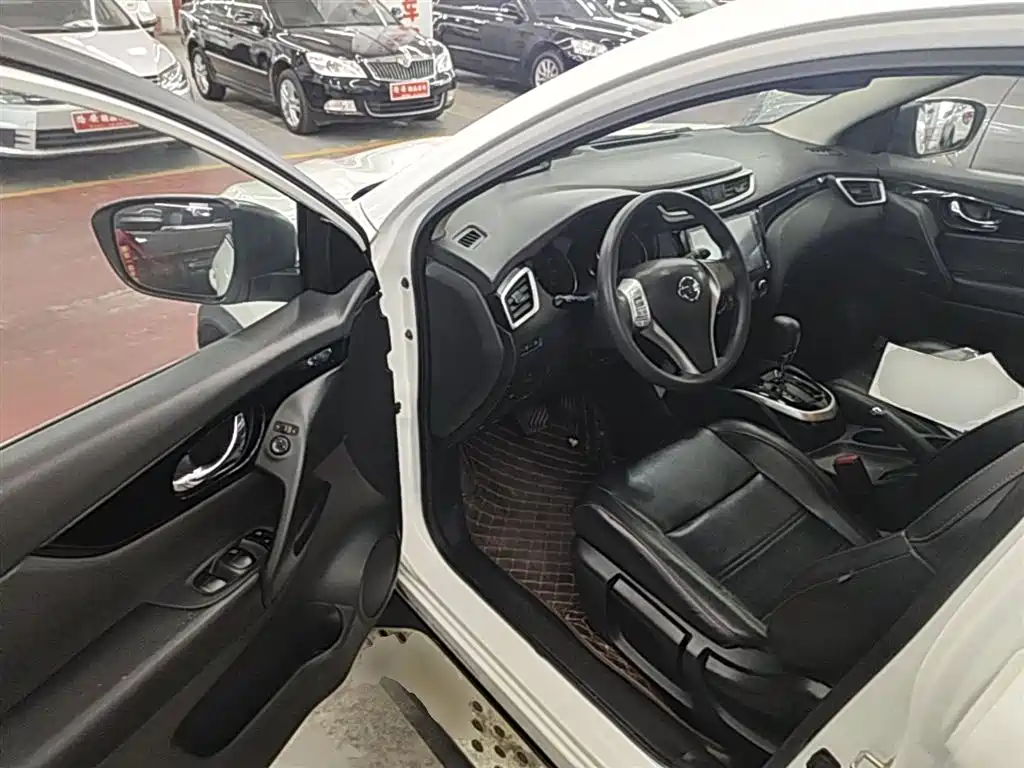 Nissan Qashqai 2017 — фото 16