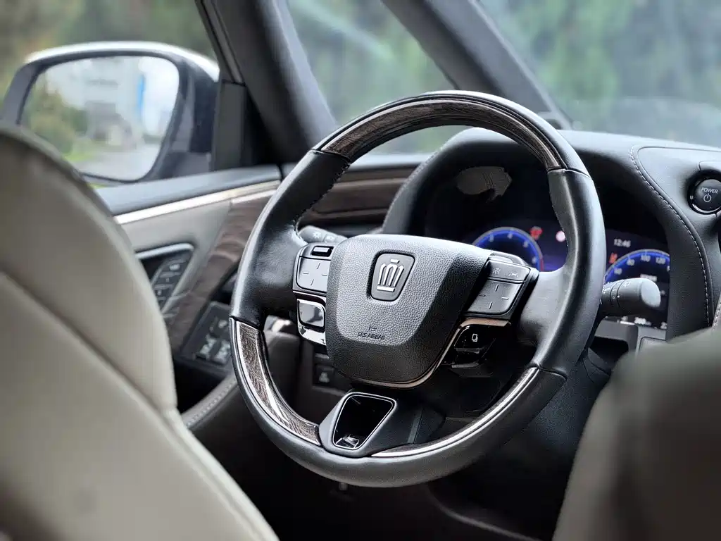 Toyota Vellfire 2025 — фото 9