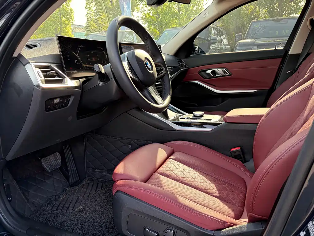 BMW 5 Series 2023