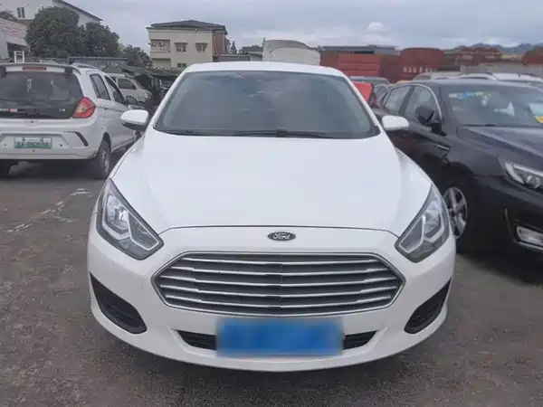 Ford Escort 2017