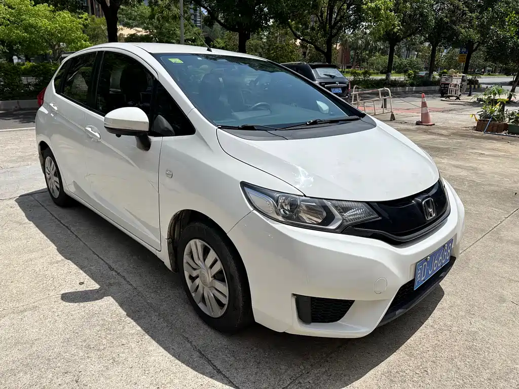 Honda Fit 2015 — фото 3
