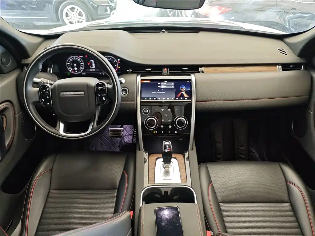 Land Rover Discovery Sport 2020 — фото 10