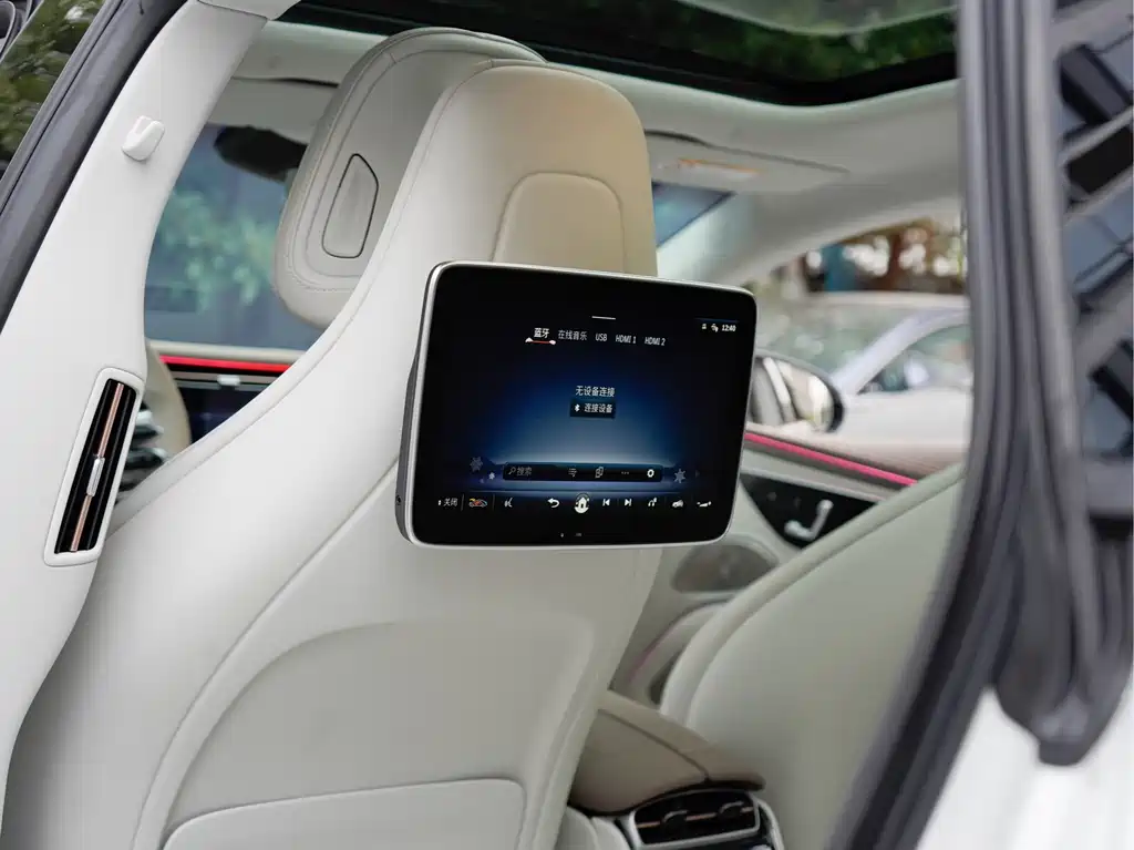 Mercedes-Benz EQS AMG 2023 — фото 17