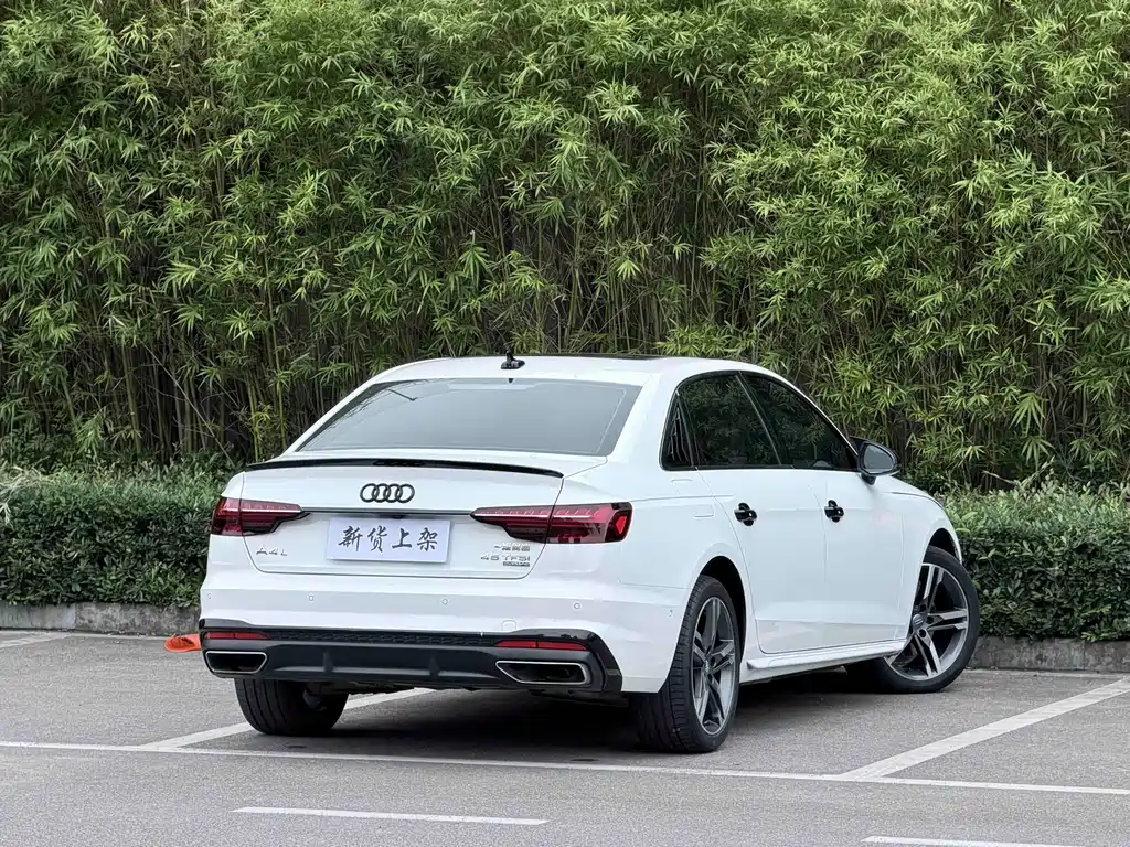 Audi A4L 2021 — фото 8