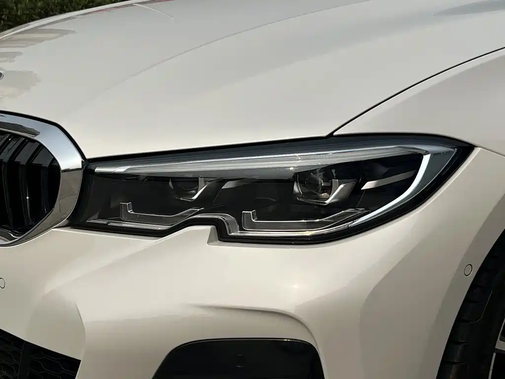BMW 3 Series 2020 — фото 9