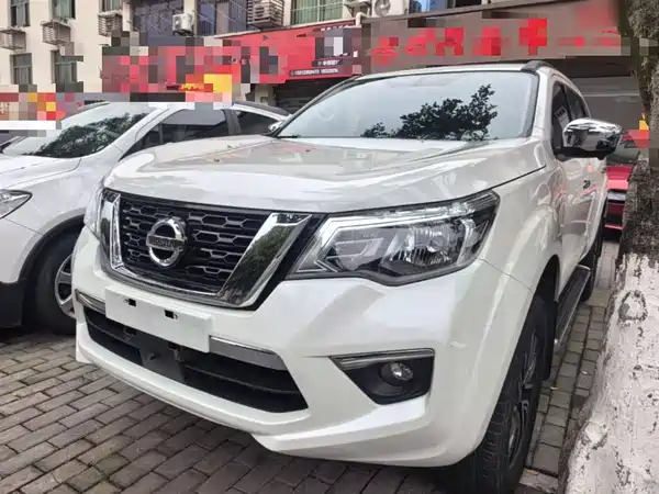 Nissan Terra 2020