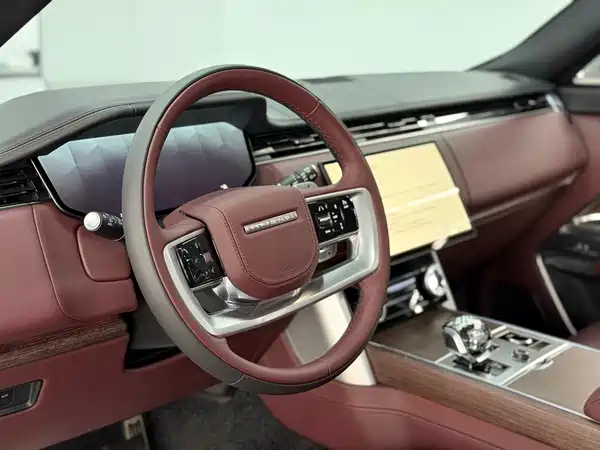 Land Rover Range Rover 2023