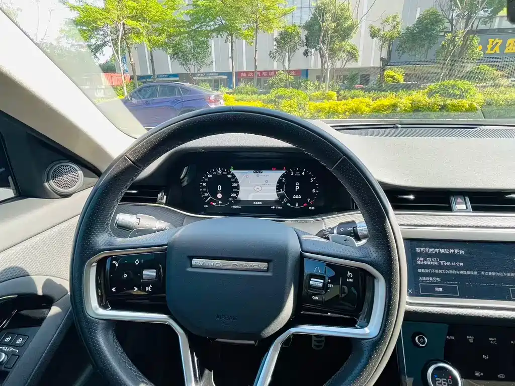 Land Rover Evoque 2021 — фото 7