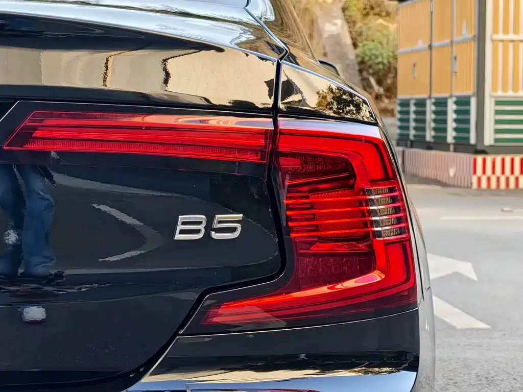 Volvo S90 2023 — фото 16