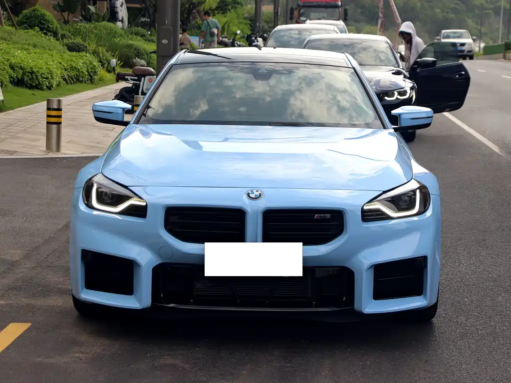 BMW M2 2025