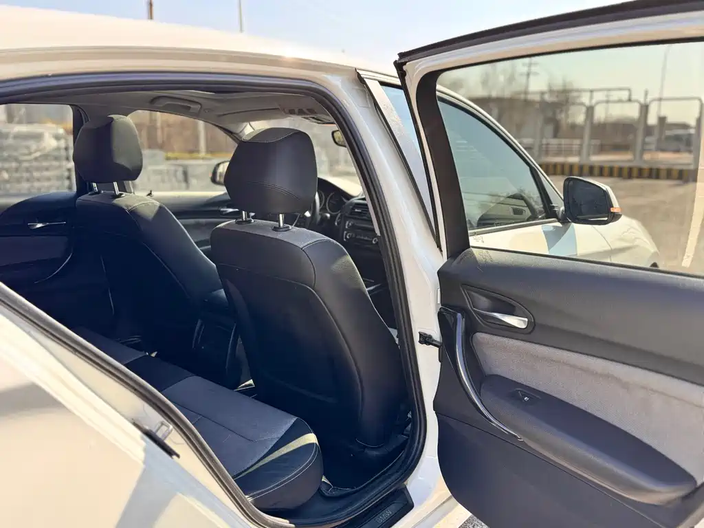 BMW 1 Series 2013 — фото 22