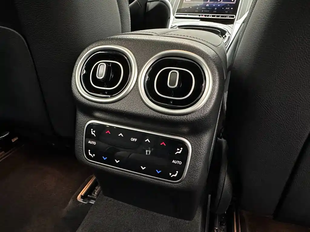 Mercedes-Benz GLC 2023 — фото 24