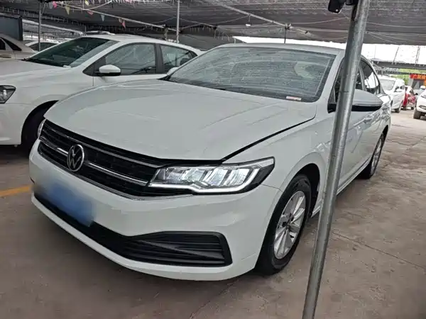 Volkswagen Bora 2021