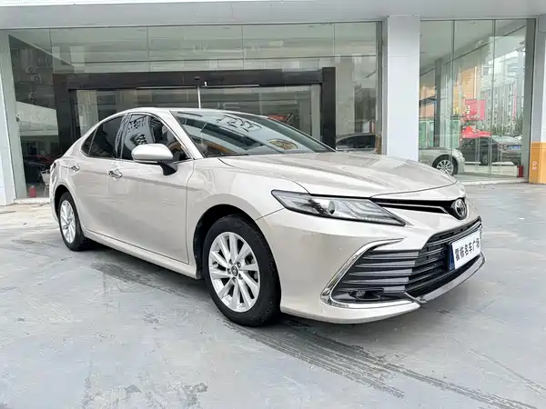 Toyota Camry 2021