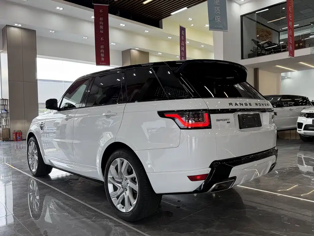 Land Rover Range Rover Sport 2020 — фото 16
