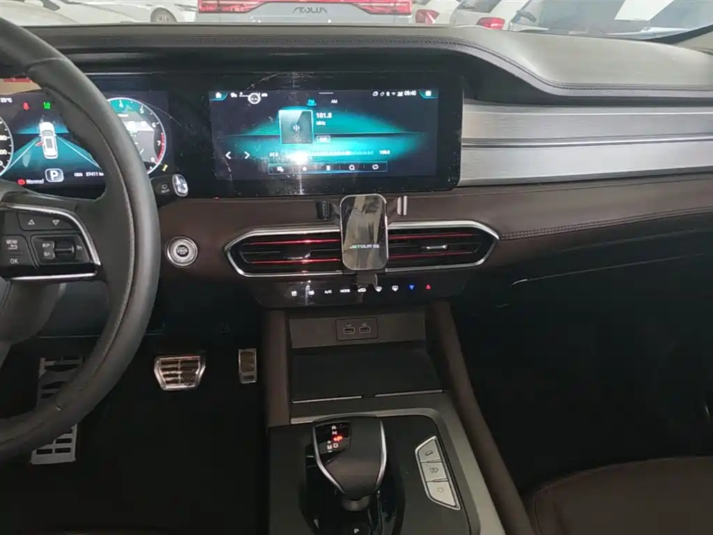 Jetour X90 PLUS 2022 — фото 13