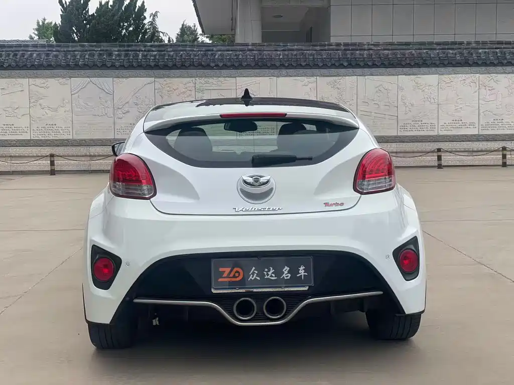 Hyundai Veloster 2015 — фото 12
