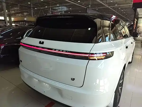 Li Auto L7 2023
