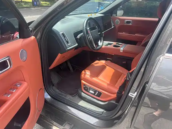 Li Auto L8 2024