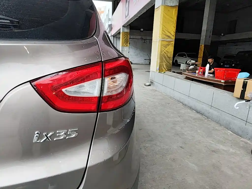 Hyundai ix35 2015 — фото 8