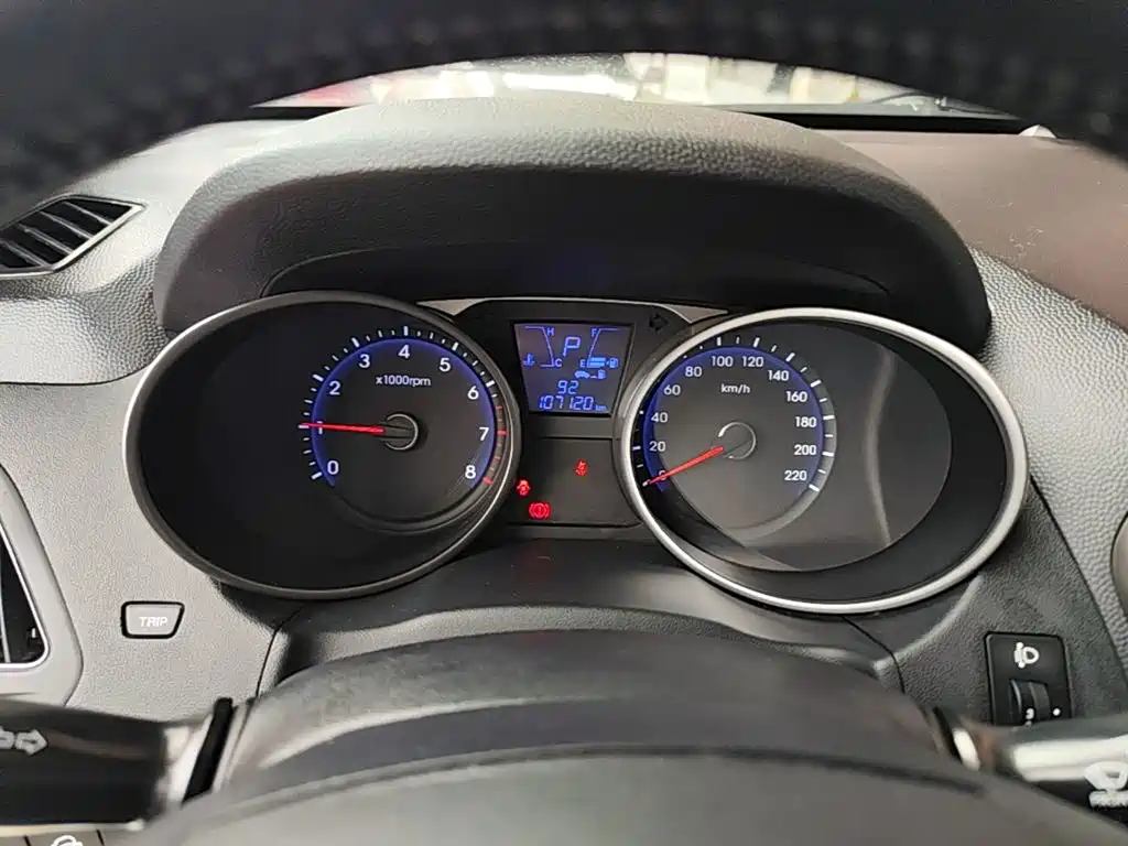 Hyundai ix35 2015 — фото 12