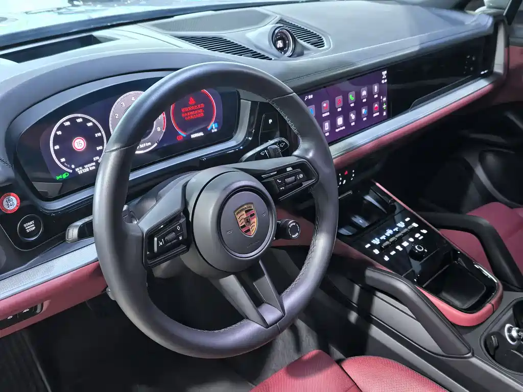 Porsche Cayenne 2025 — фото 18