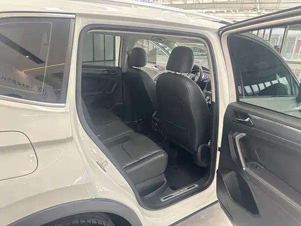 Volkswagen Tiguan L 2021