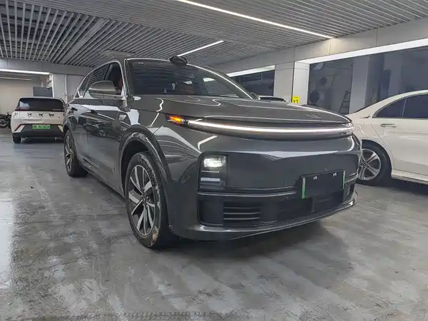Li Auto L7 2023