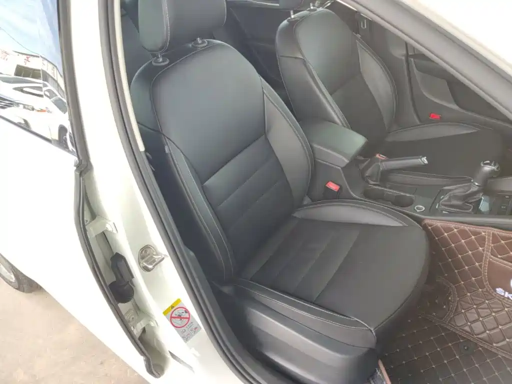 Skoda Octavia 2015 — фото 25