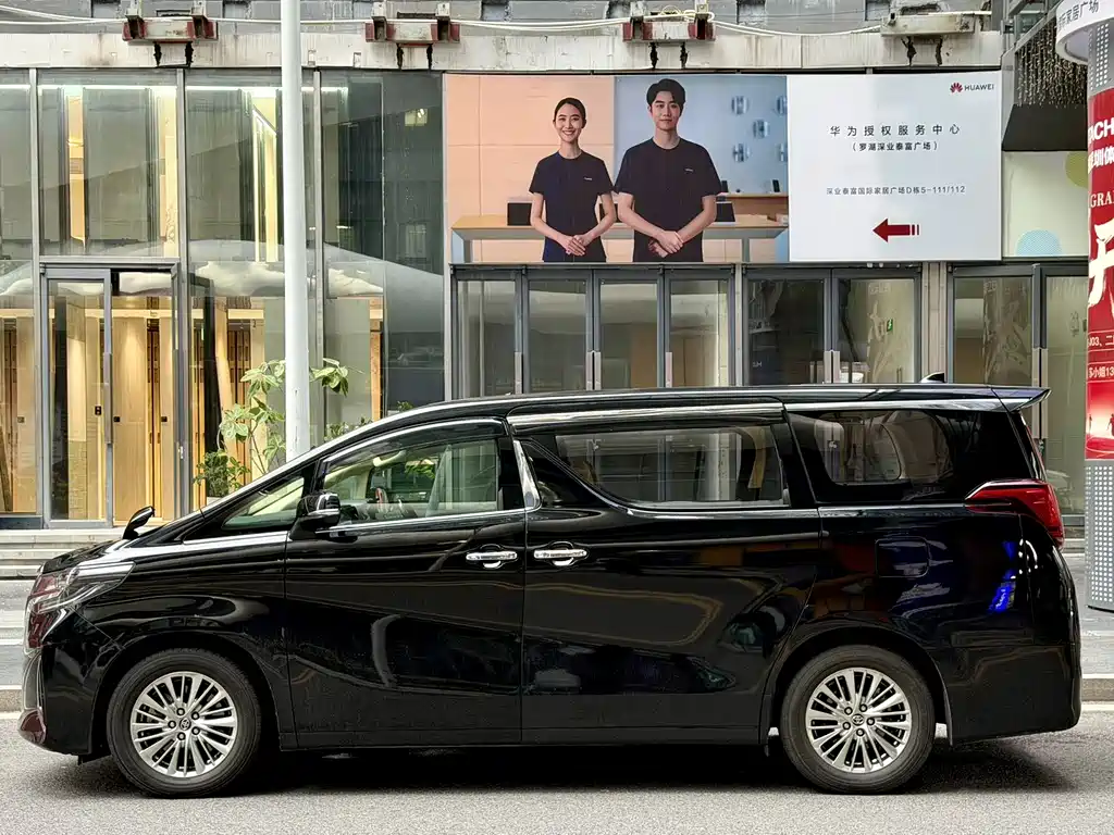 Toyota Alphard 2019 — фото 16