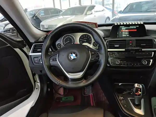 BMW 3 Series GT 2019