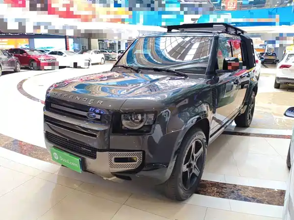 Land Rover Defender 2023