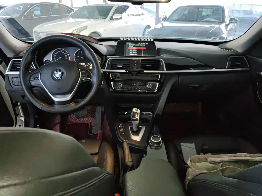 BMW 3 Series GT 2019 — фото 12