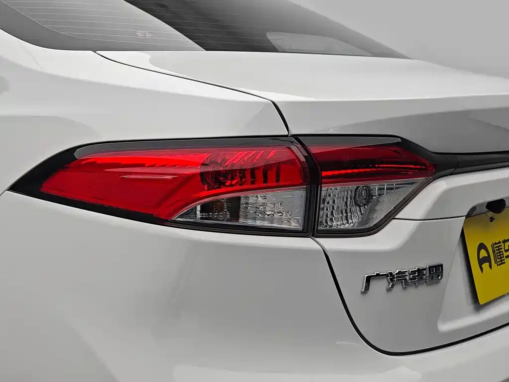 Toyota Levin 2022 — фото 13