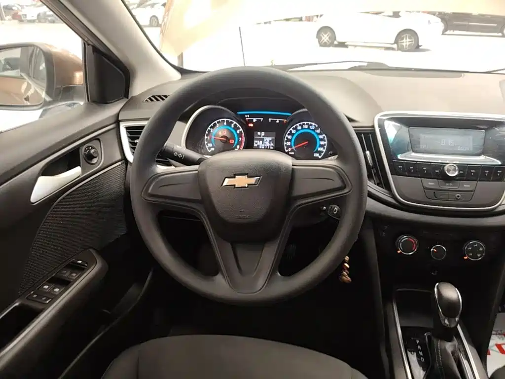 Chevrolet Cavalier 2019 — фото 11
