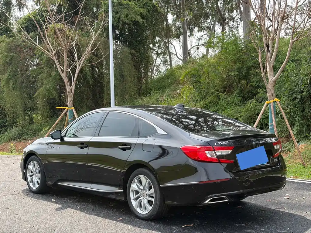 Honda Accord 2021 — фото 14
