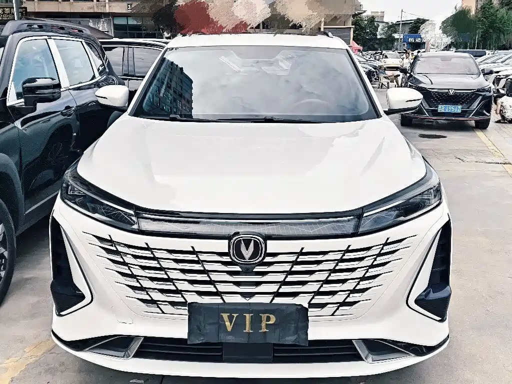 Changan CS75PLUS 2023 — фото 2