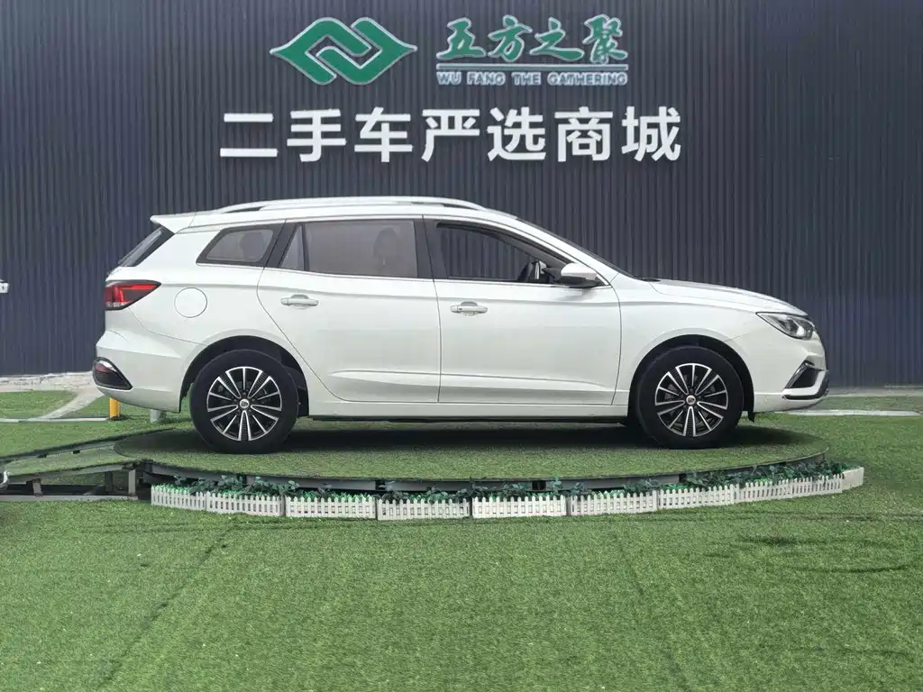 Roewe Ei5 2019 — фото 17