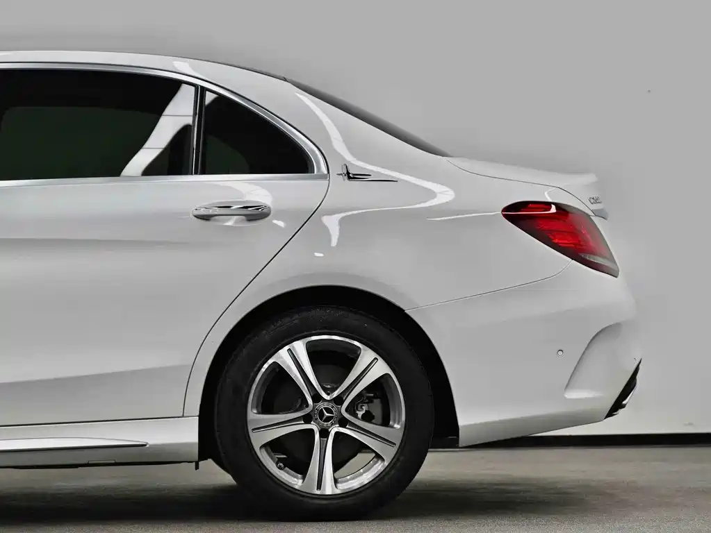 Mercedes-Benz C-Class 2020 — фото 21