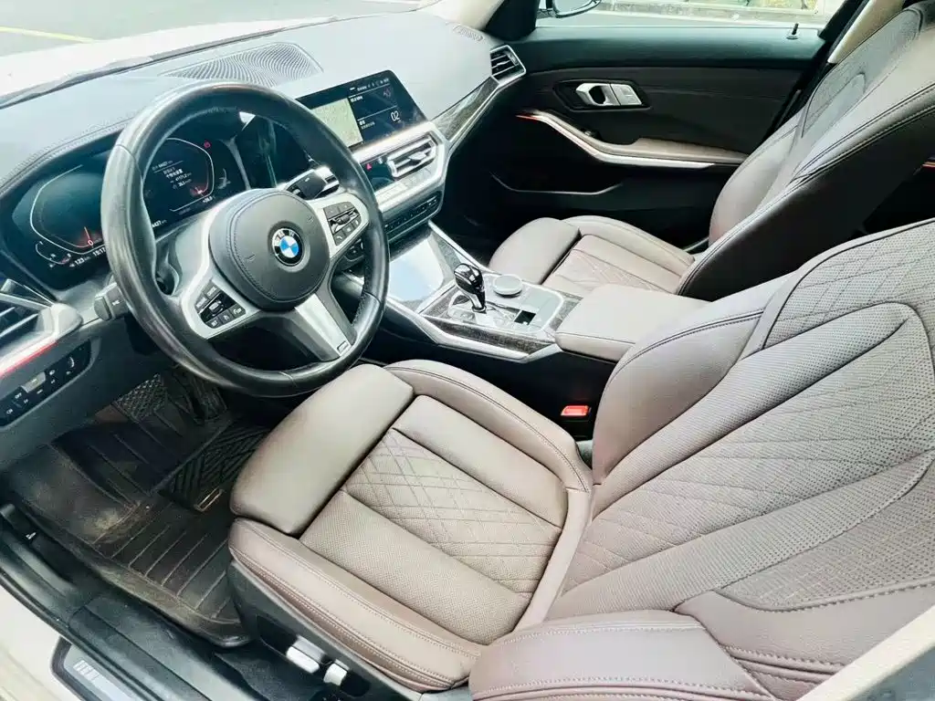 BMW 3 Series 2022 — фото 13