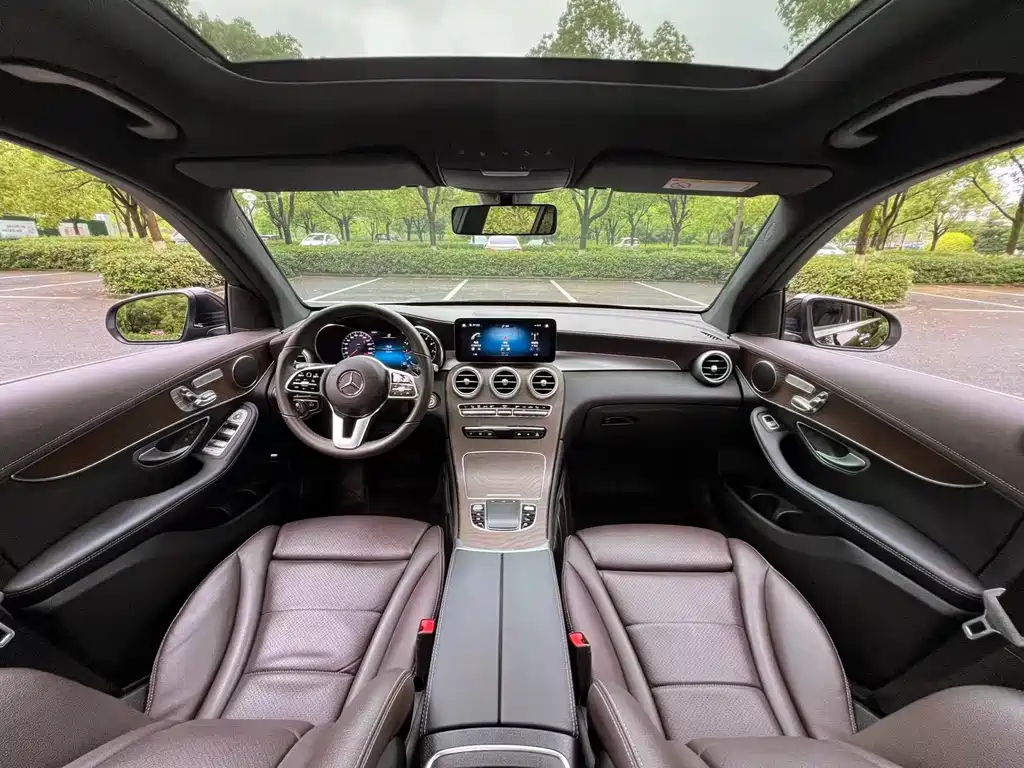 Mercedes-Benz GLC 2022 — фото 13