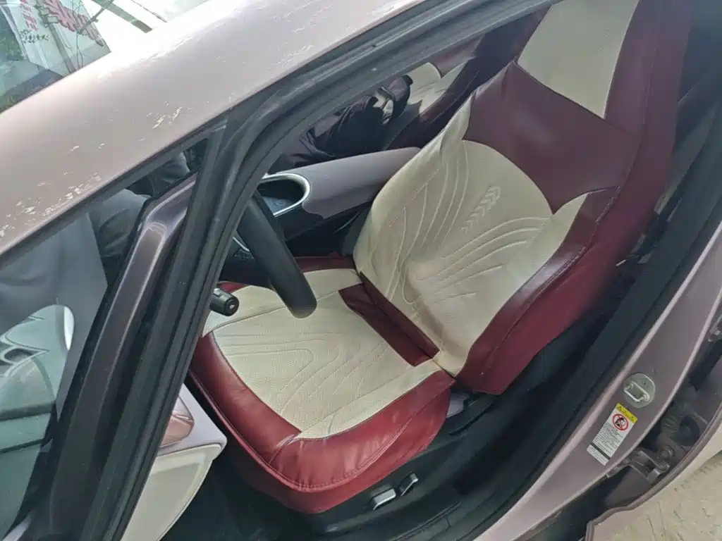 BYD Dolphin 2022 — фото 15