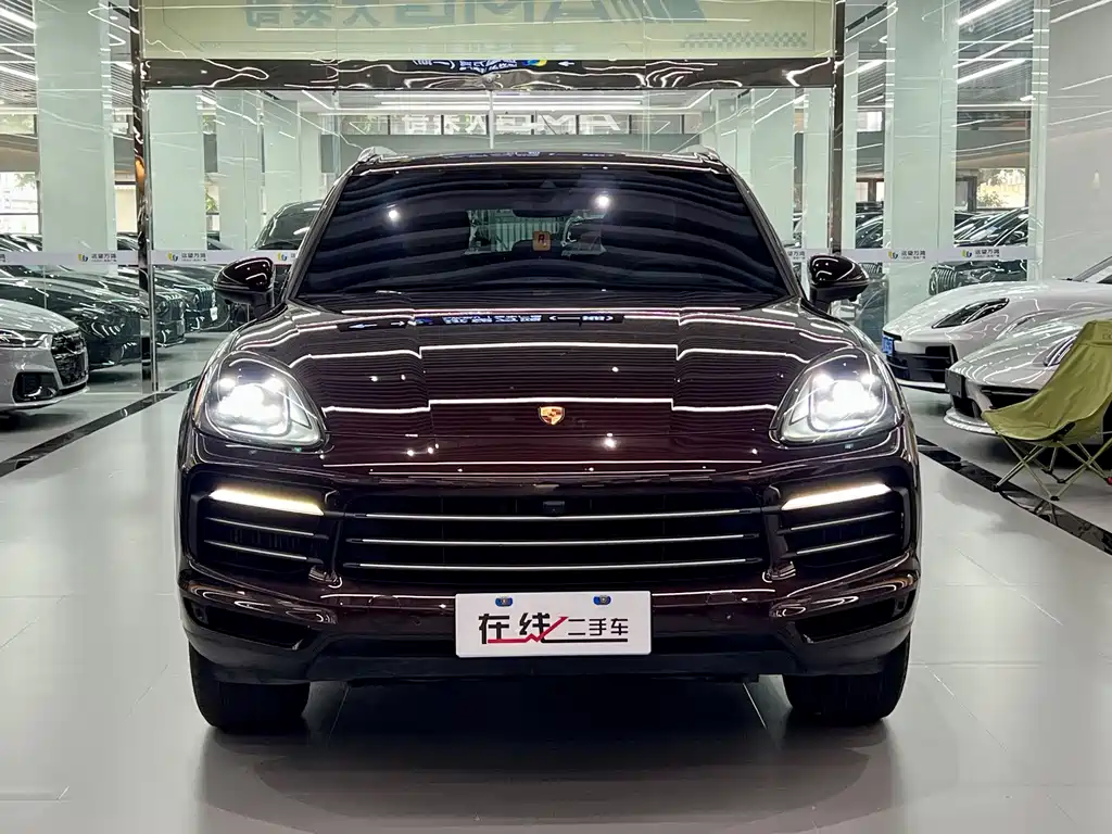 Porsche Cayenne 2019 — фото 2