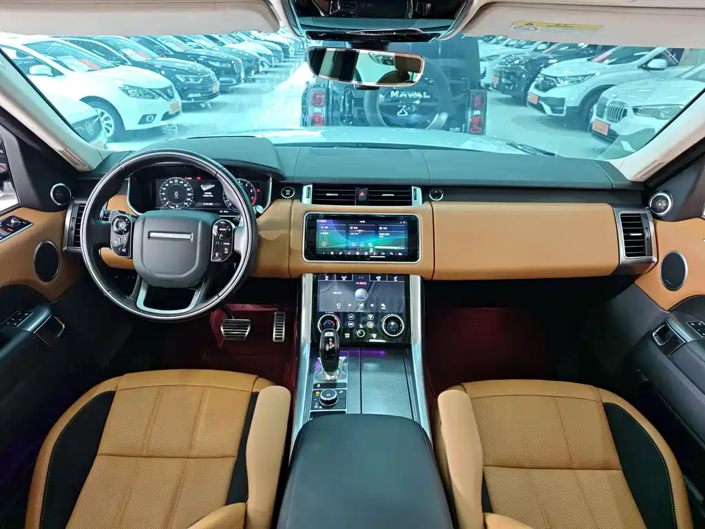 Land Rover Sport 2022 — фото 9