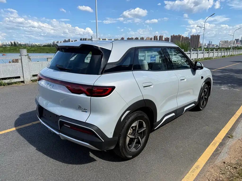BYD Yuan UP 2025