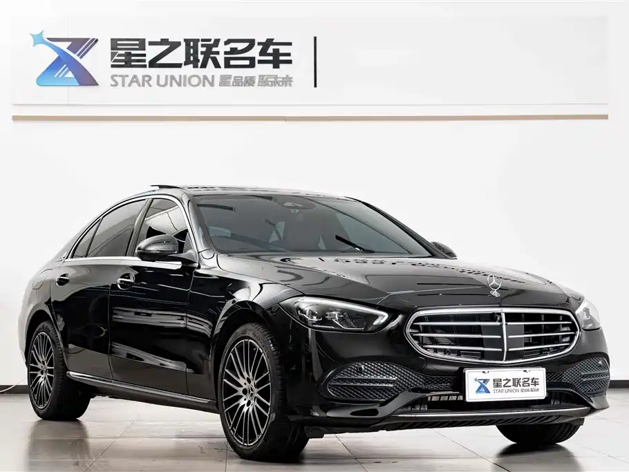 Mercedes-Benz C-Class 2025